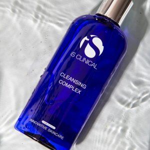 iS Clinical Cleansing Complex 60 ml 2 FL. Oz.